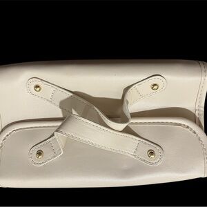 Chic Cream Large Expandable Cosmetic Bag